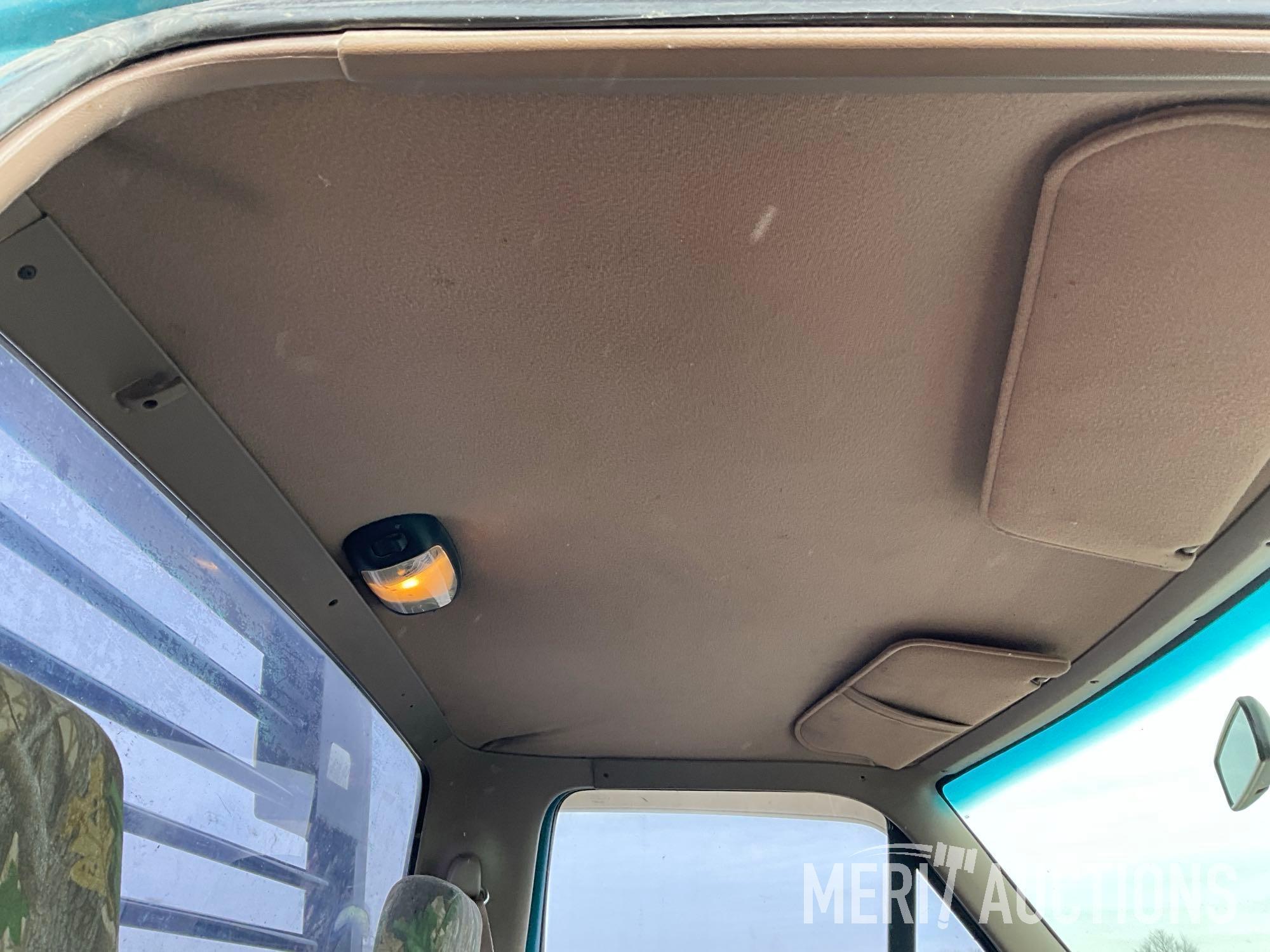 1996 Ford F-250 XLT 4X4 regular cab pickup