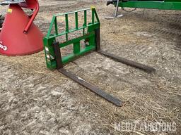 Frontier 48in. pallet forks for John Deere 640 loader