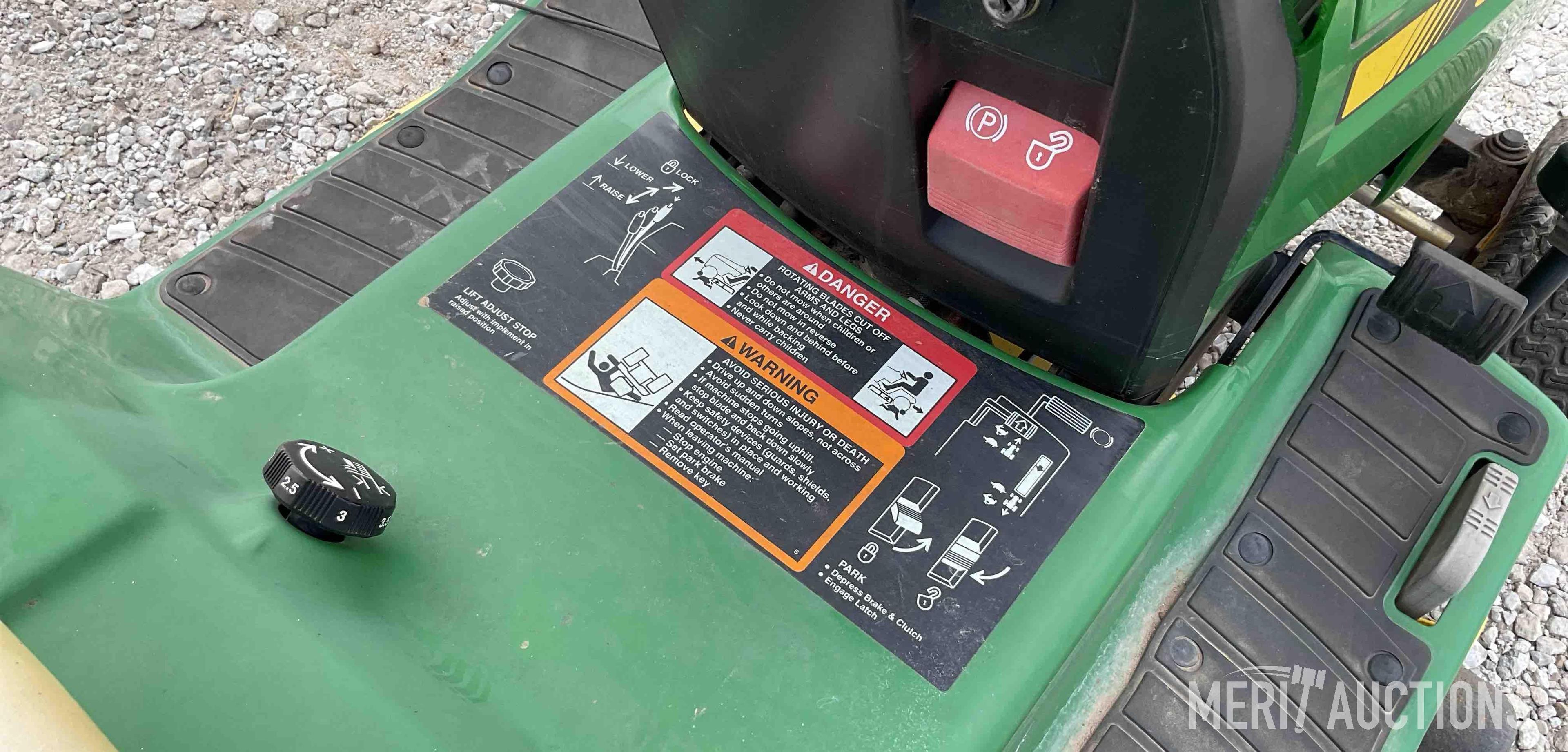 1994 John Deere LX176 Lawnmower