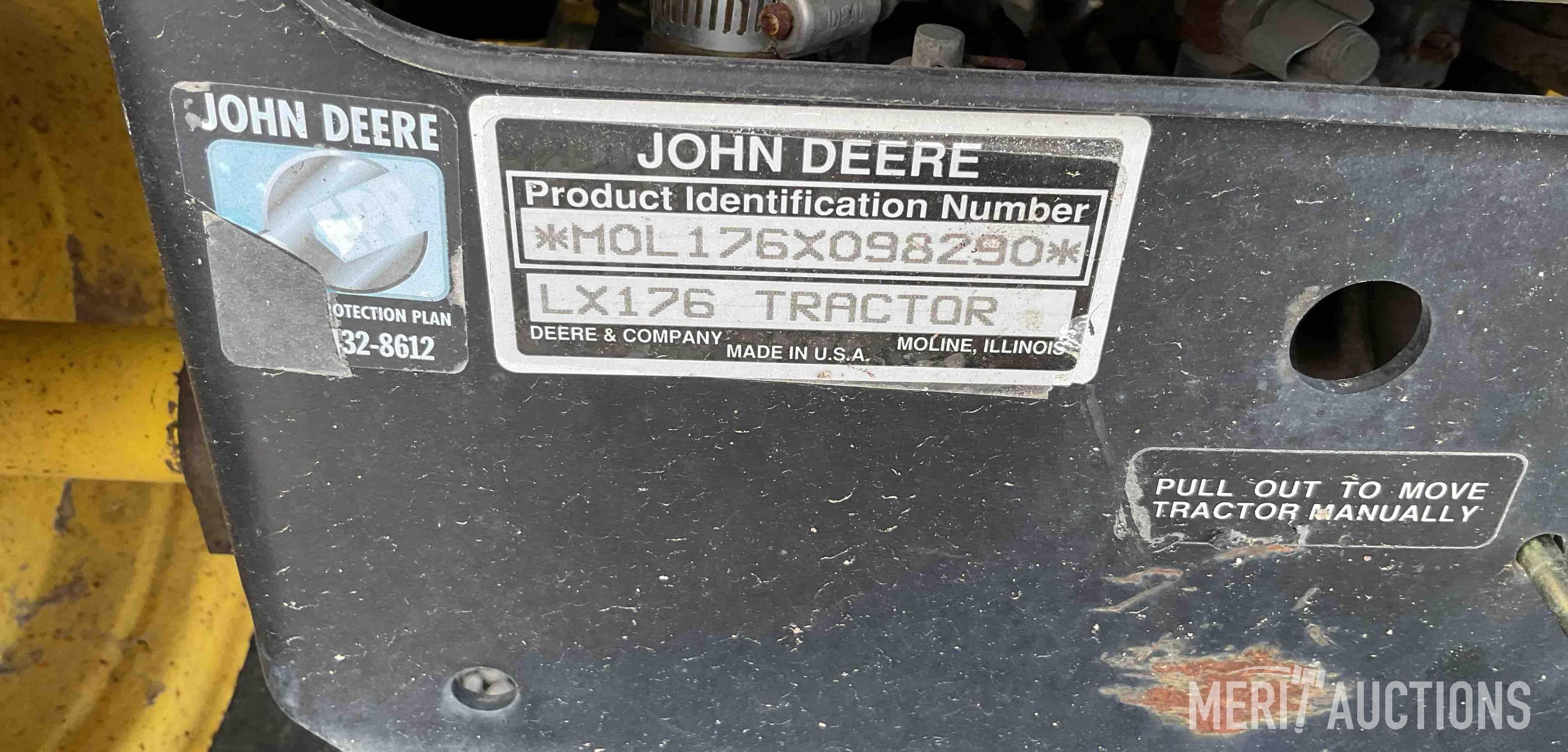 1994 John Deere LX176 Lawnmower