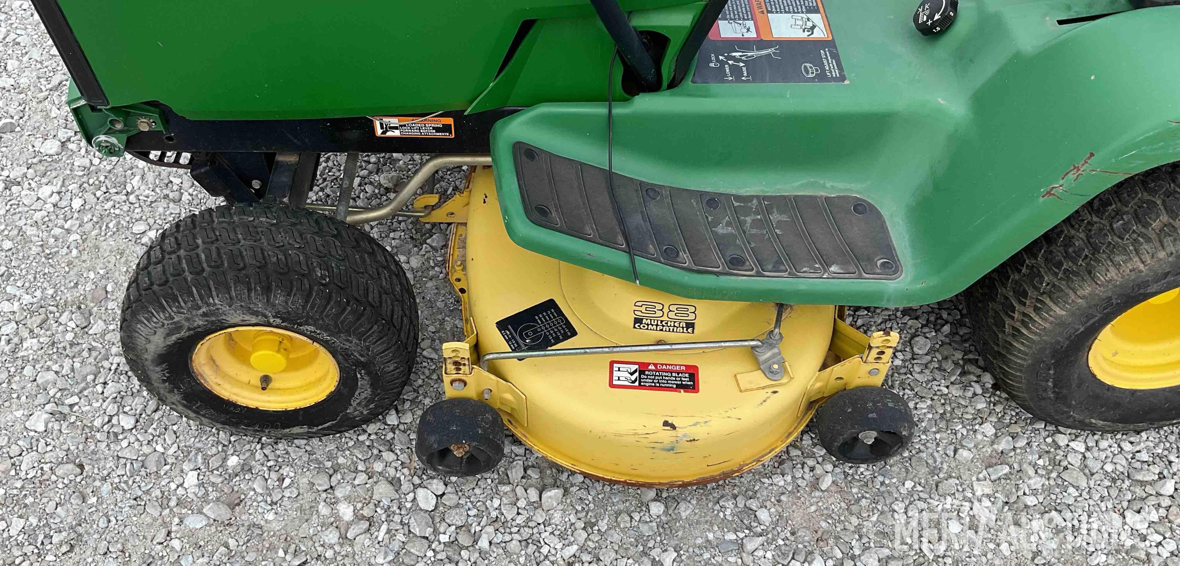 1994 John Deere LX176 Lawnmower