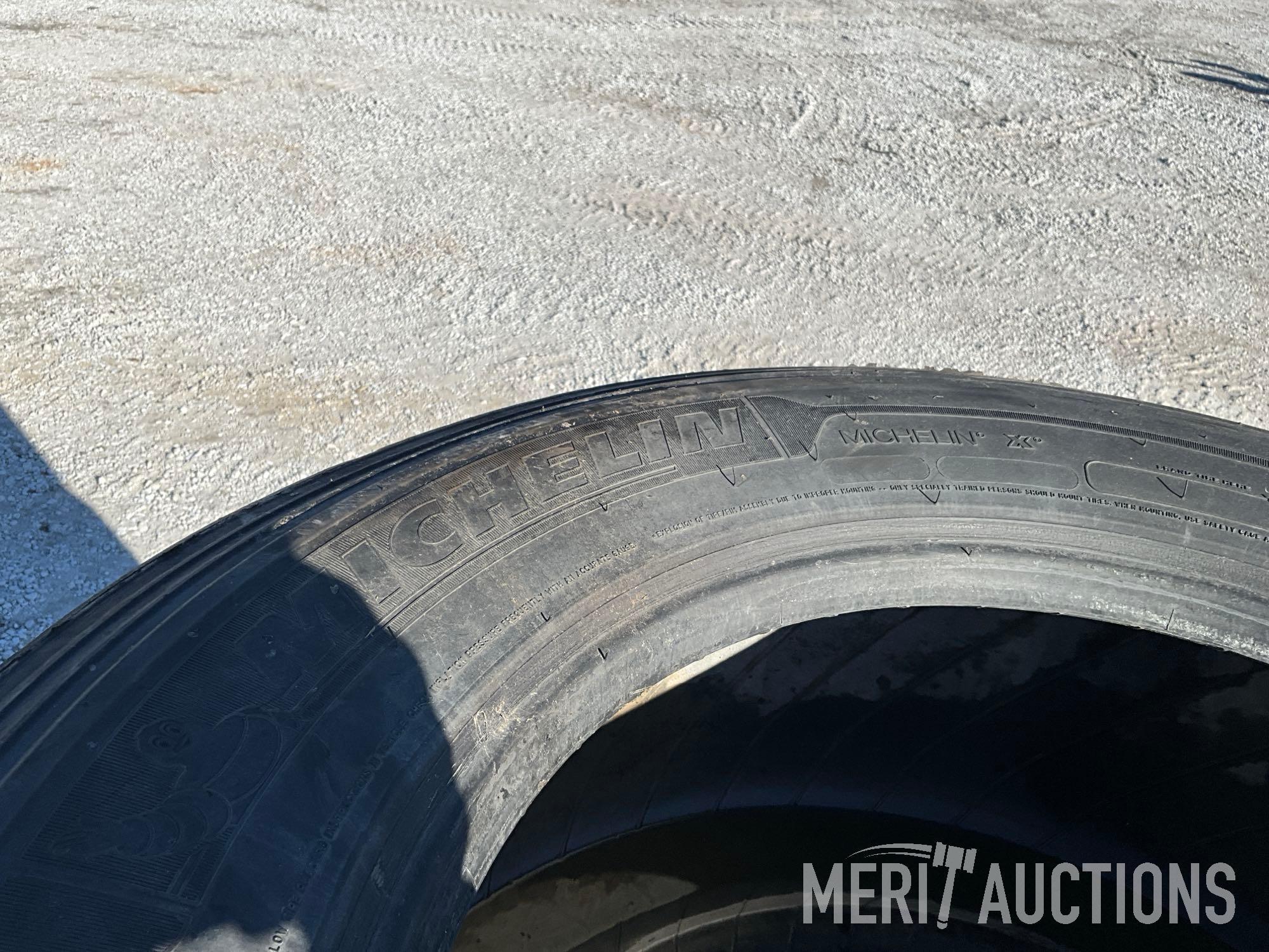 Set of 4 Michelin 445/50R22.5 Tires