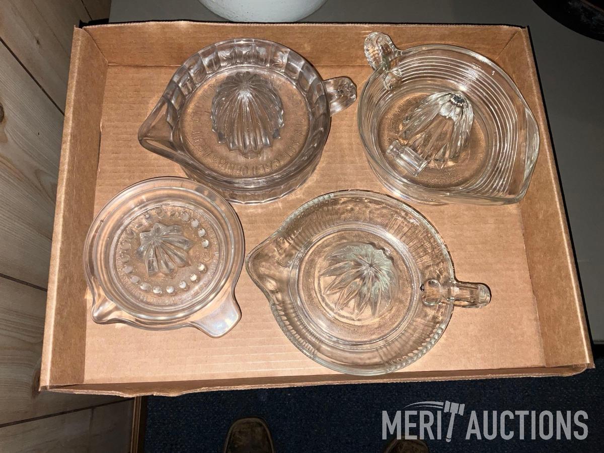 Flat of glass juicers as pictured