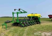 2016 John Deere 1775NT