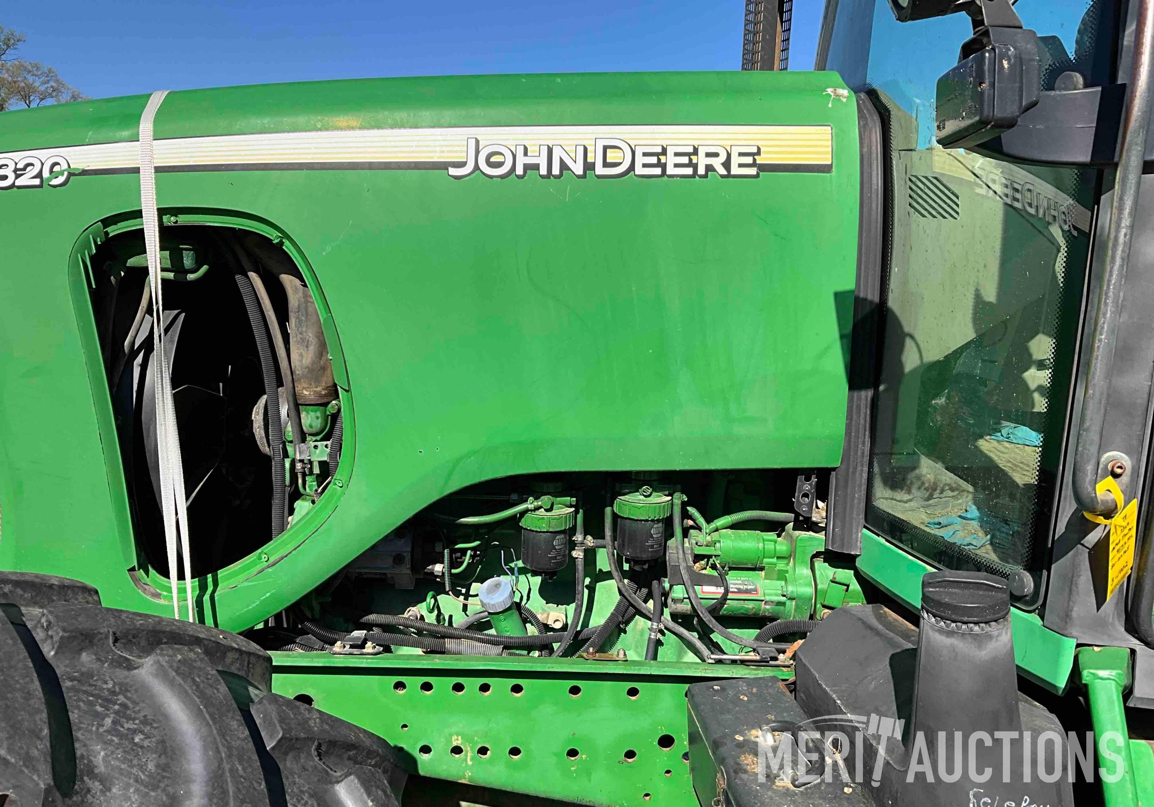 John Deere 7320 MFWD Tractor