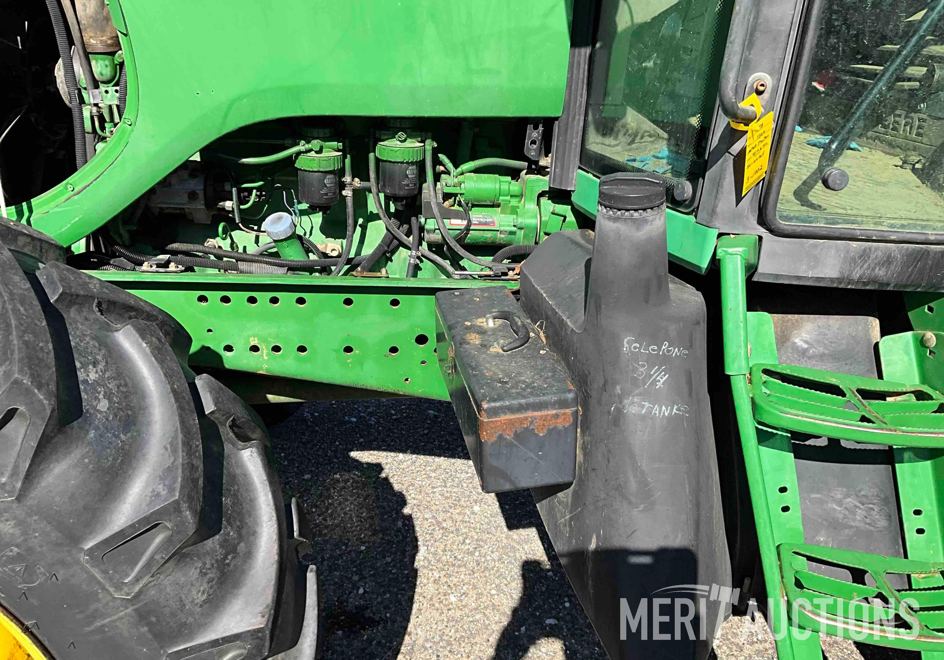 John Deere 7320 MFWD Tractor