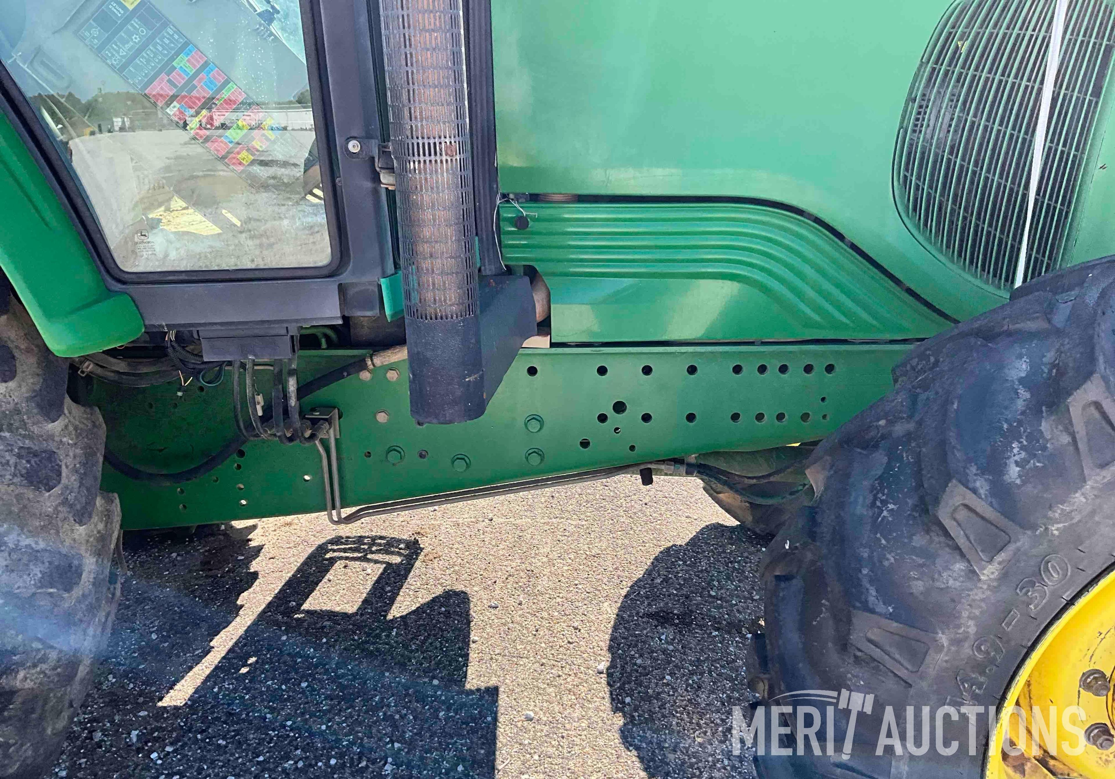 John Deere 7320 MFWD Tractor
