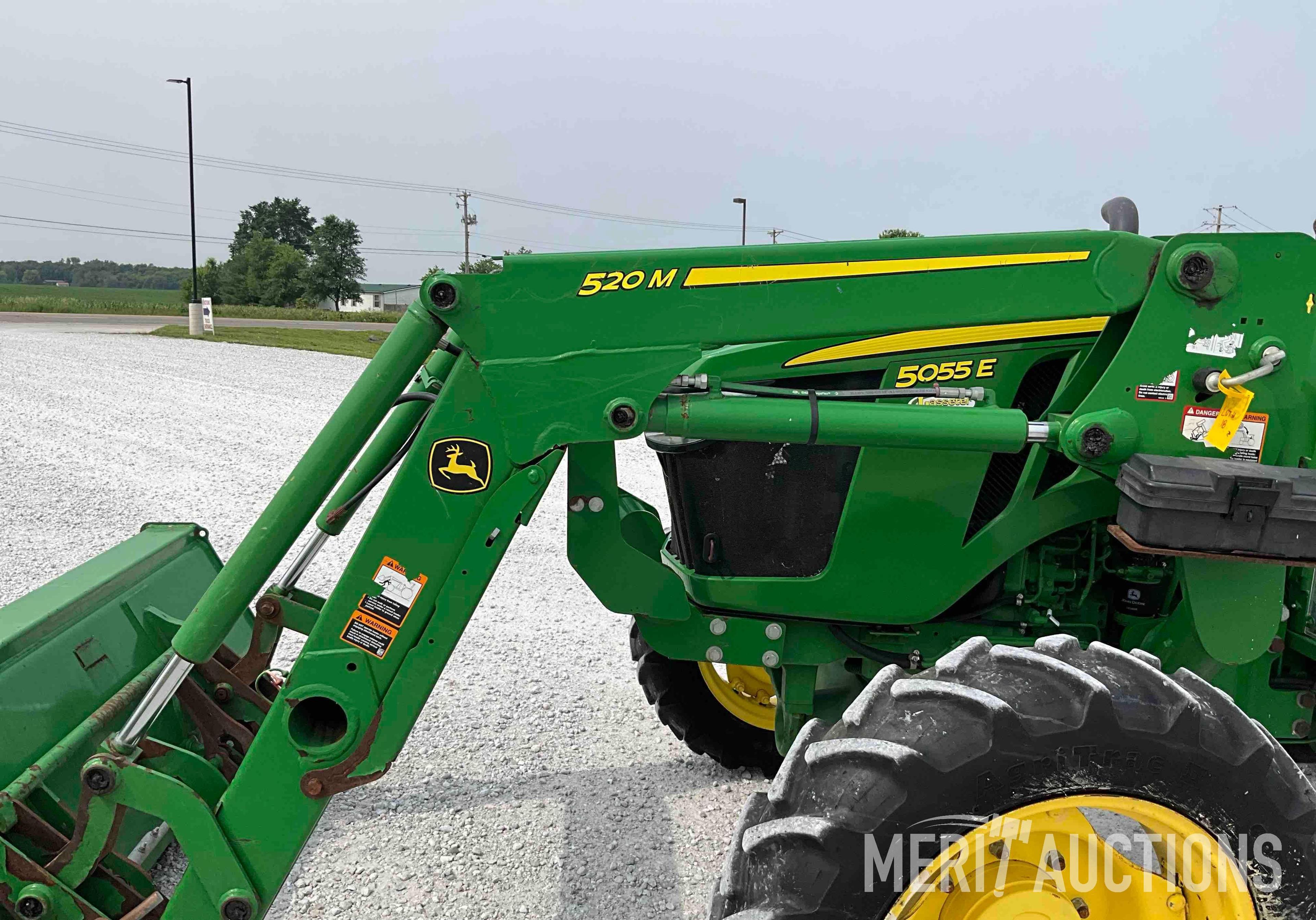 2019 John Deere 5055E Tractor