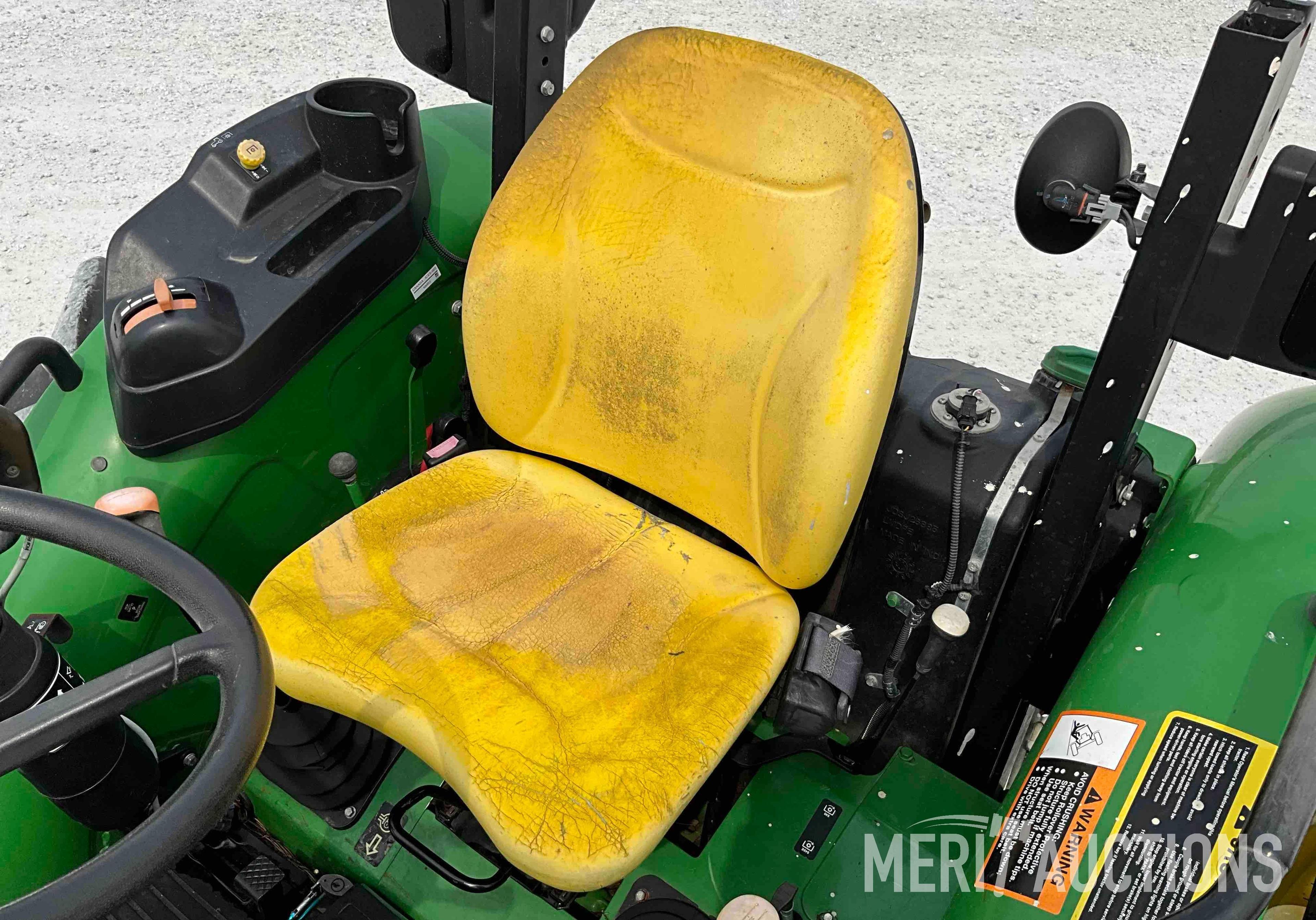 2019 John Deere 5055E Tractor