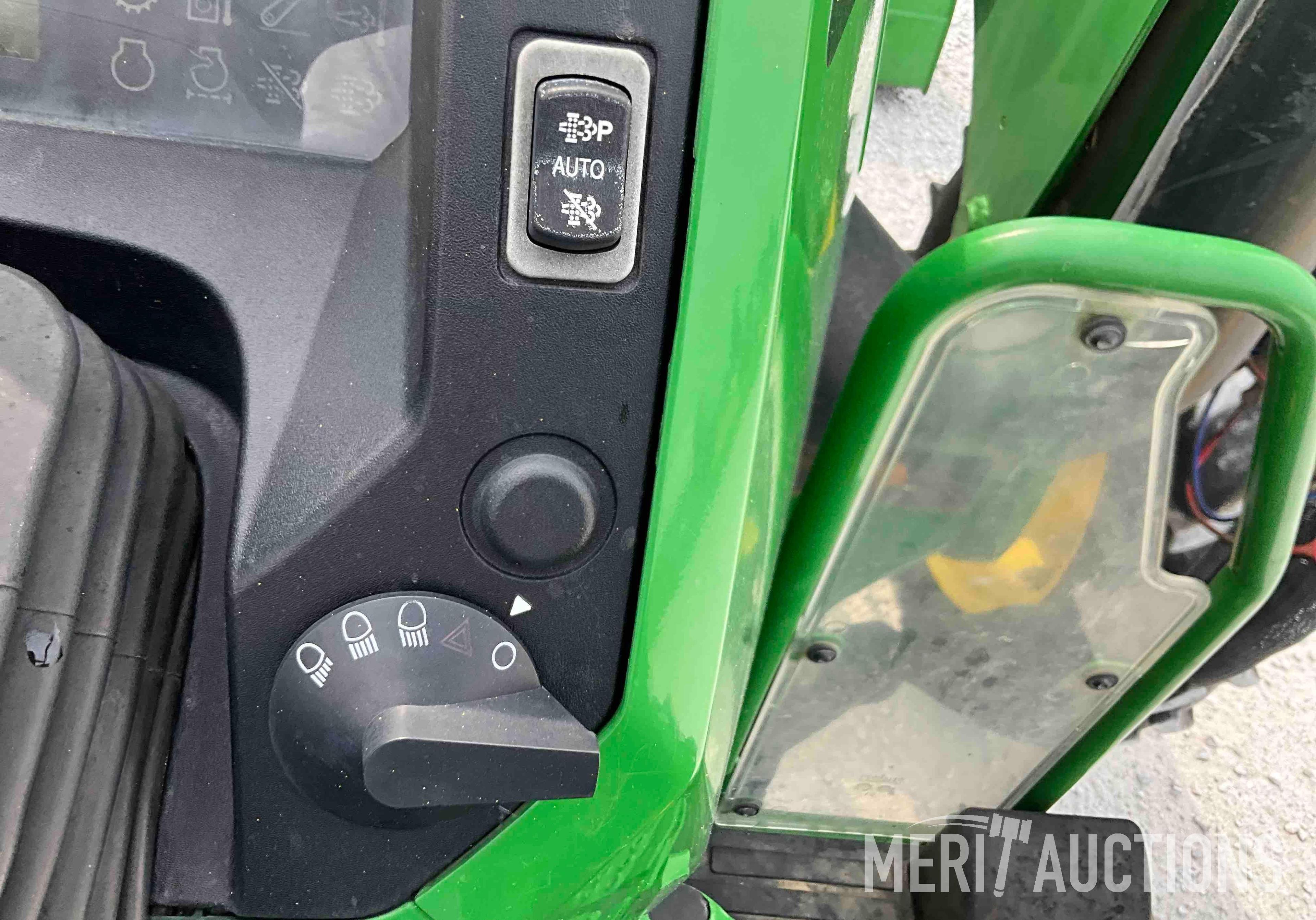 2019 John Deere 5055E Tractor
