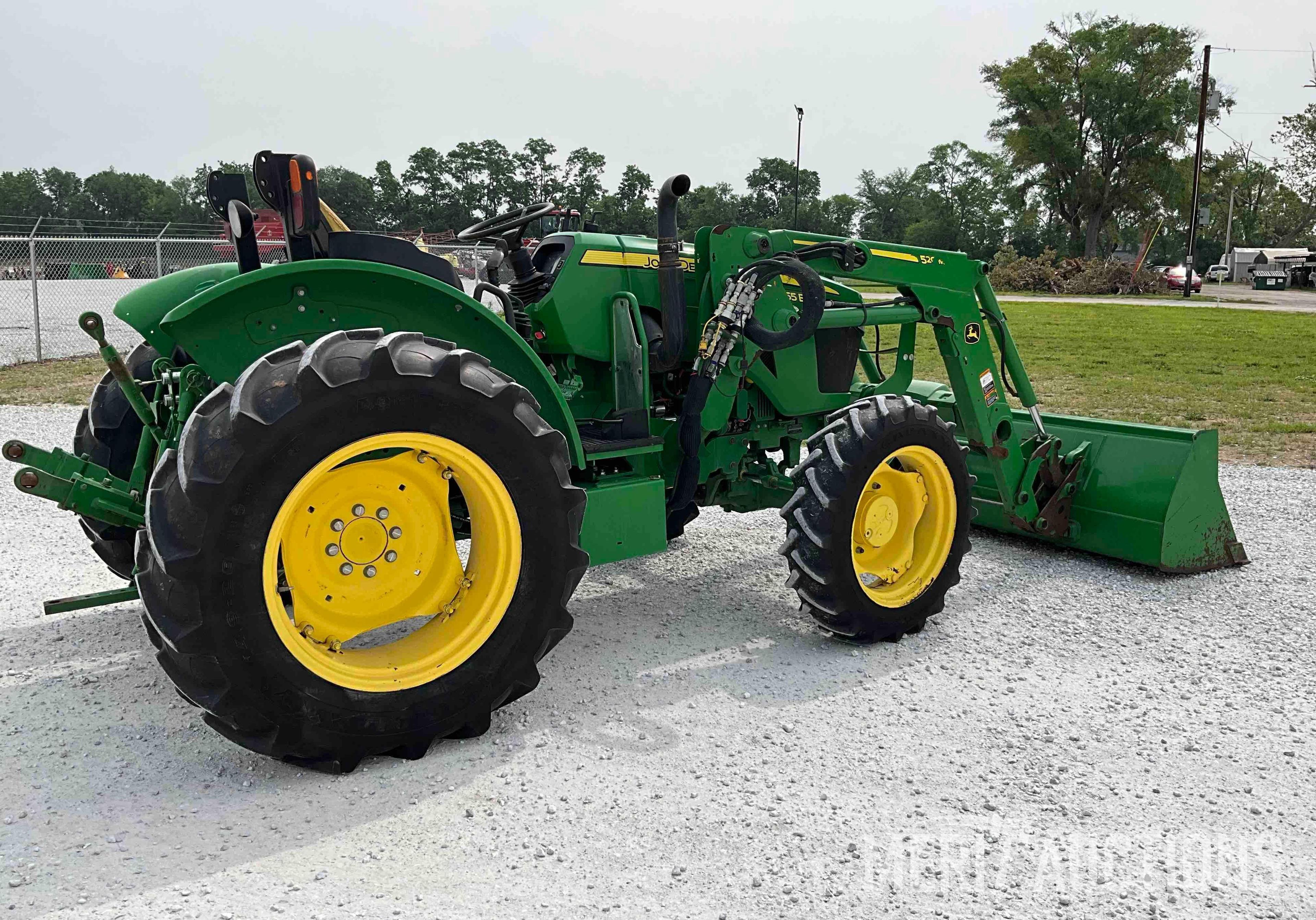 2019 John Deere 5055E Tractor