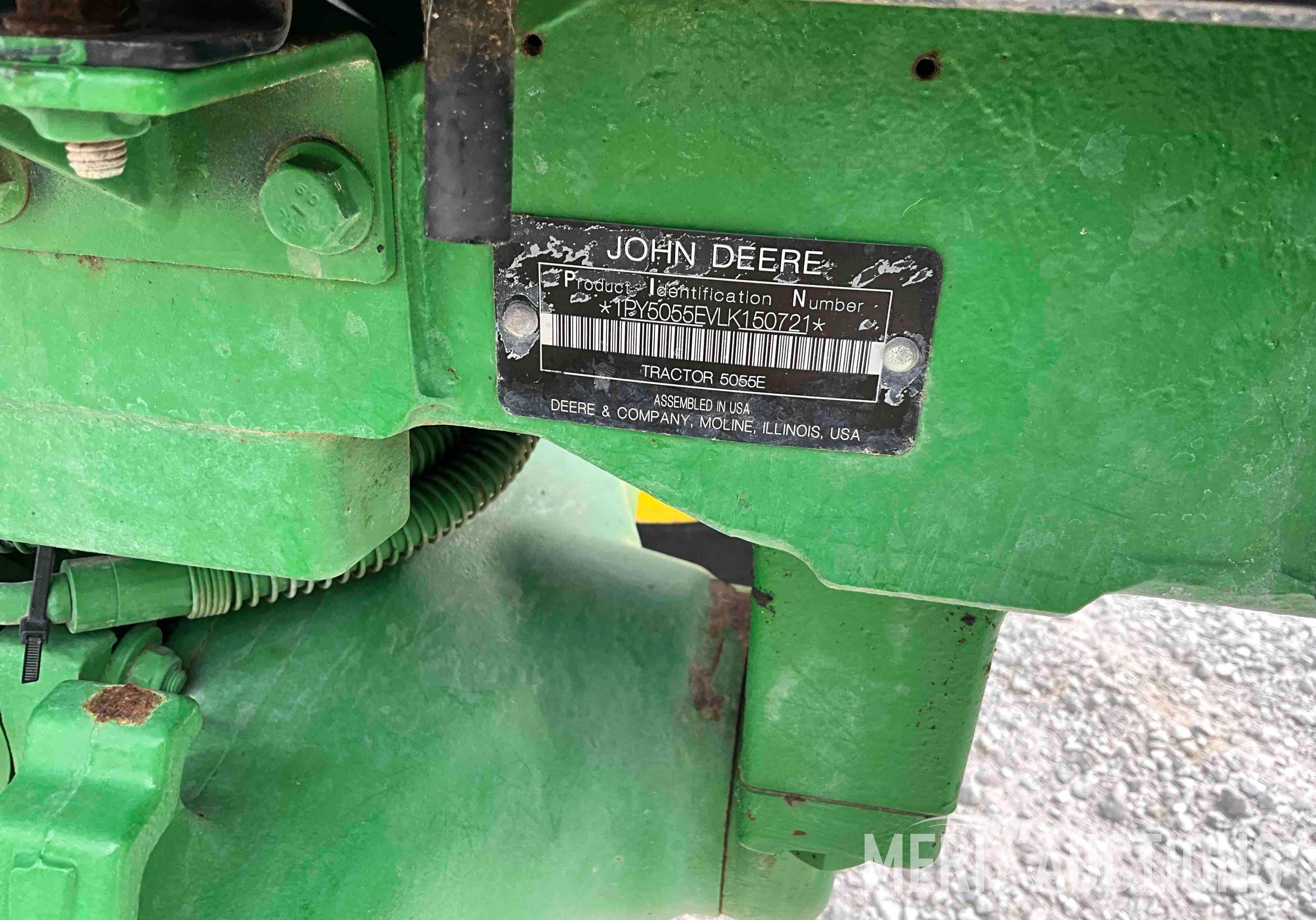 2019 John Deere 5055E Tractor
