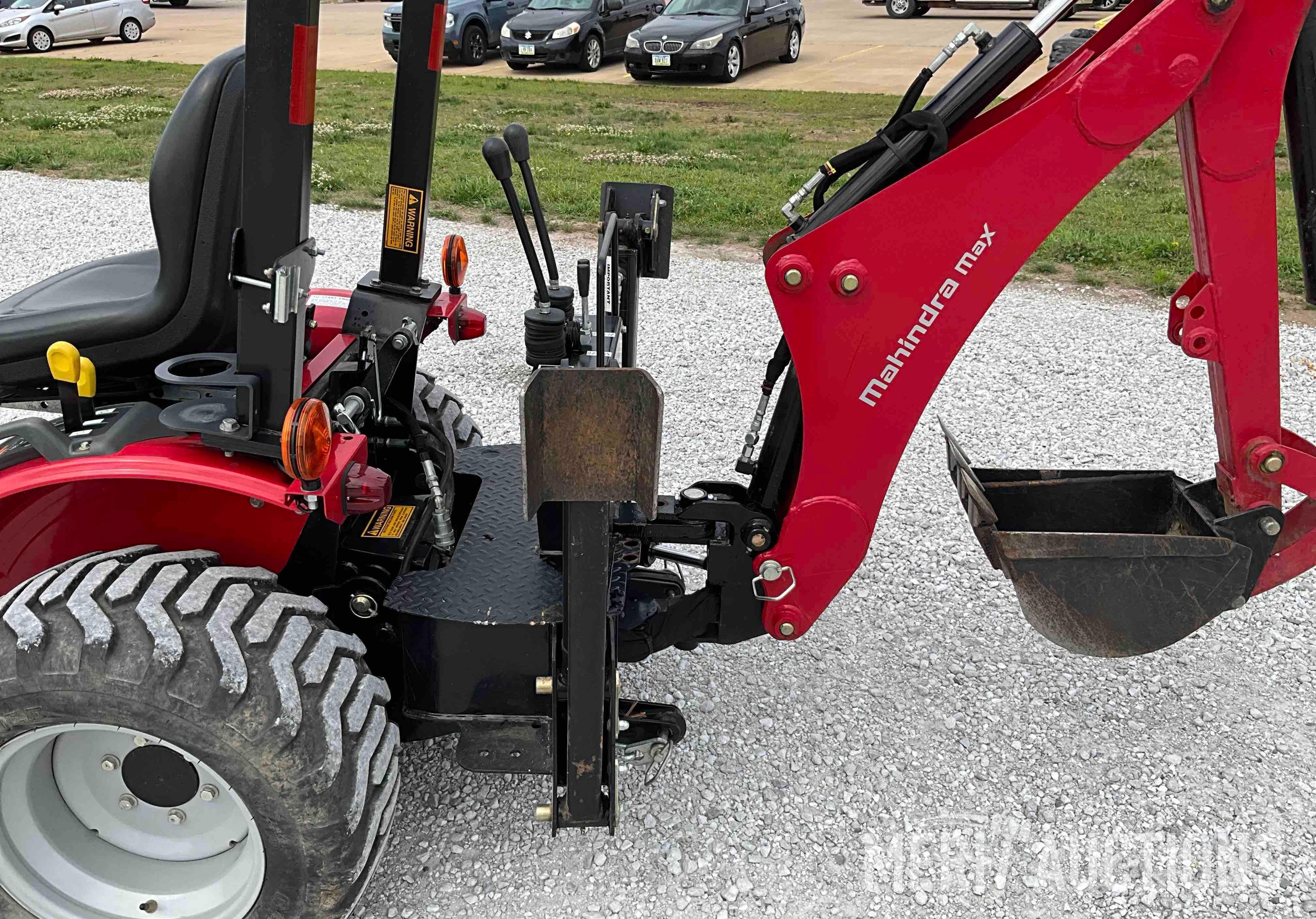 Mahindra Max 24 MFWD Tractor