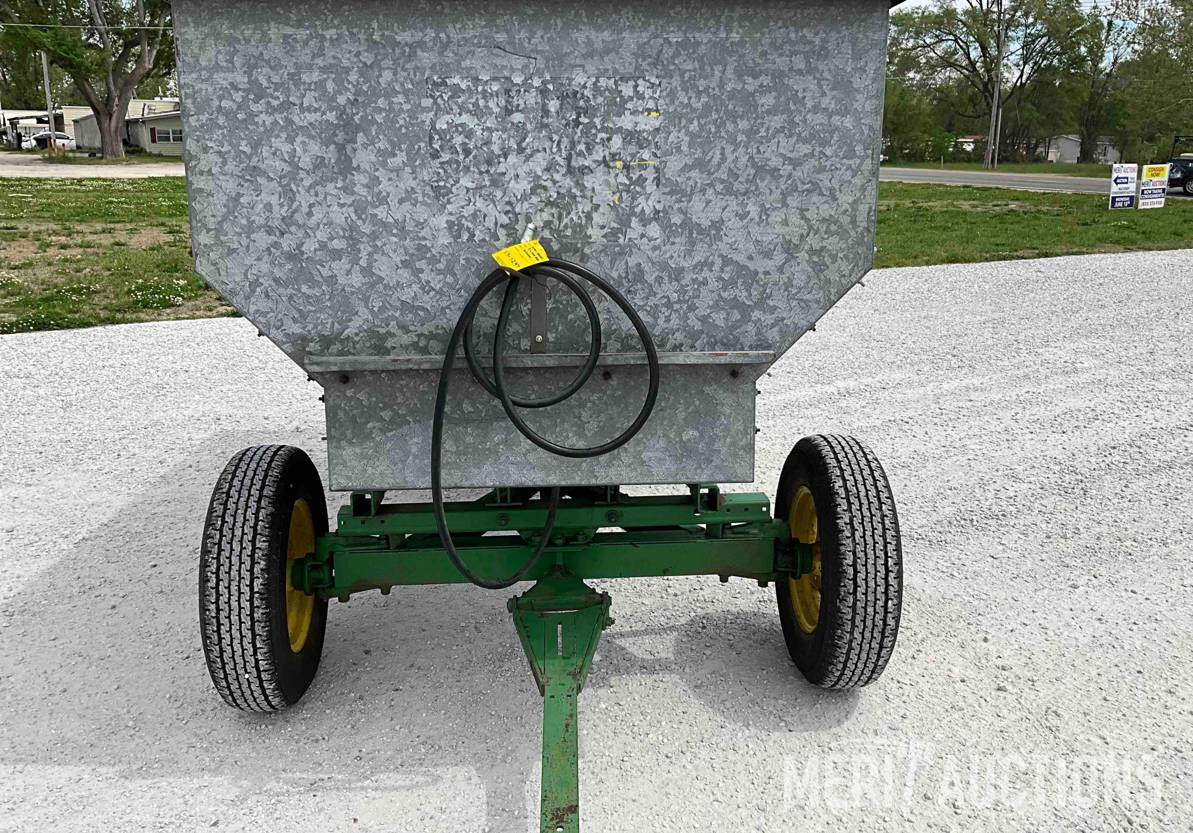 John Deere Big Butch Flair Box Wagon