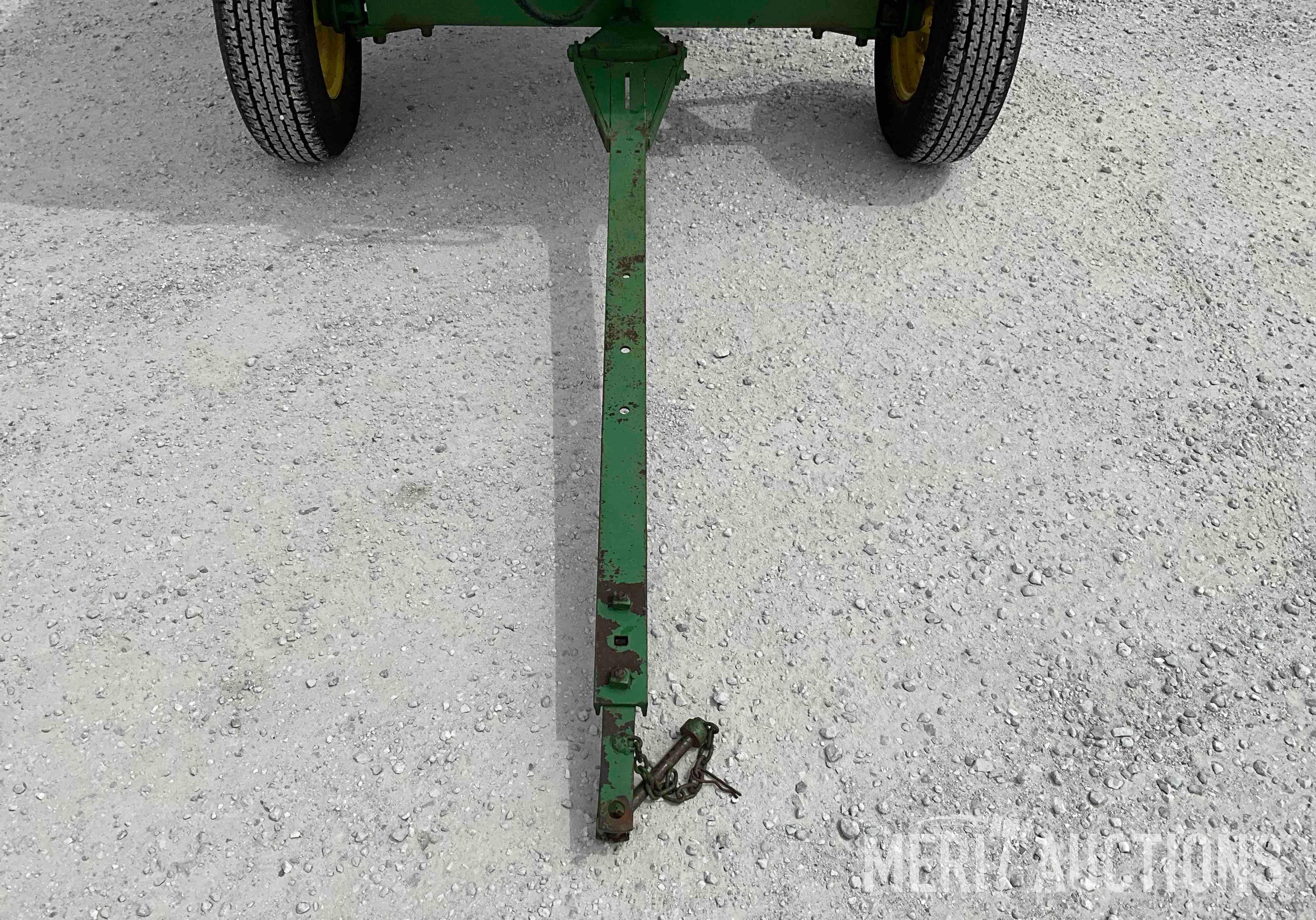 John Deere Big Butch Flair Box Wagon