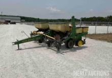 John Deere 7000 Conservation 4R38 Planter