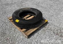 11R24.5 Tire
