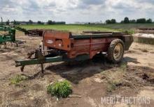 New Holland 217 PTO Manure Spreader - LOCATED NEAR REYNOLDS, IL