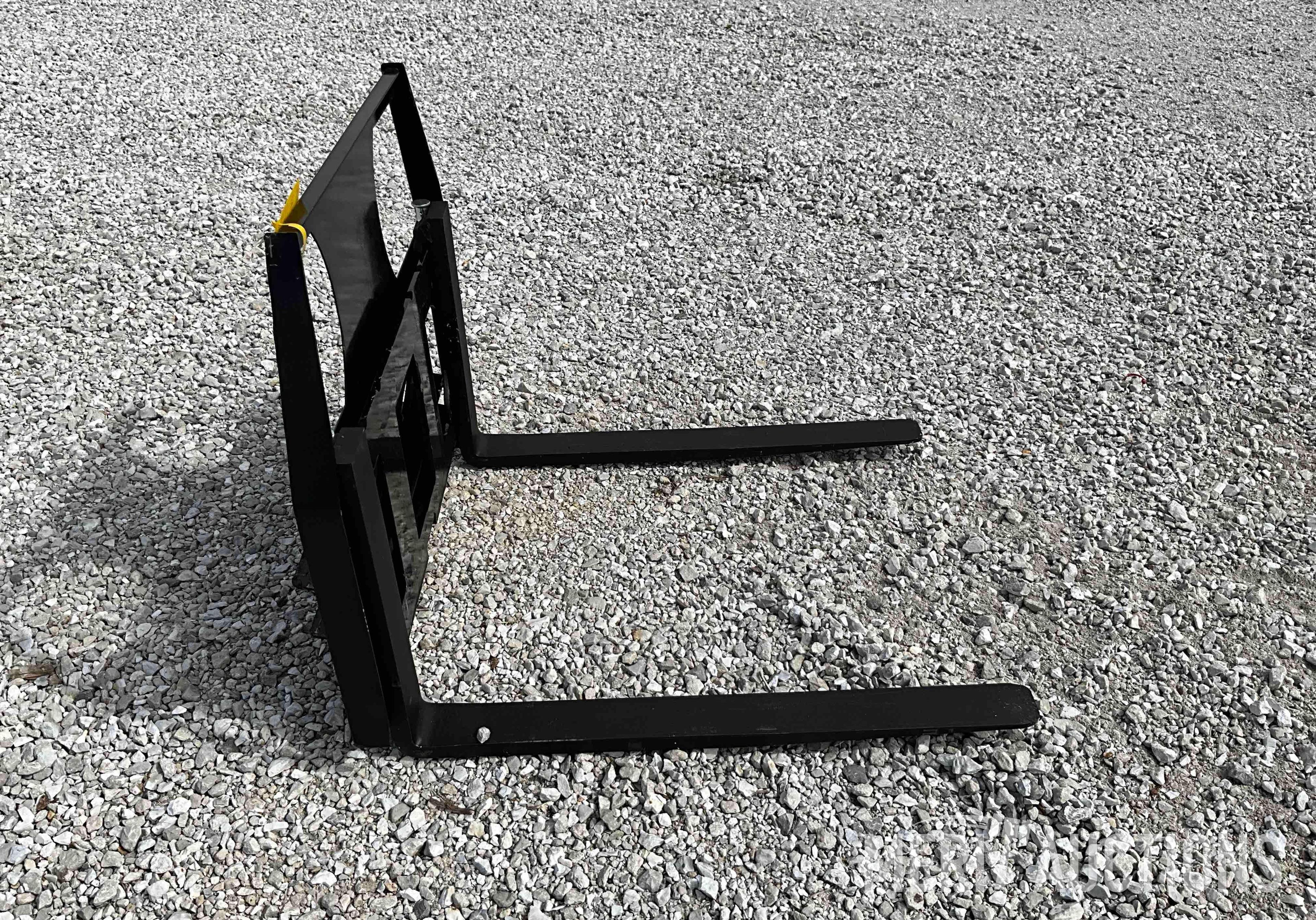 36in. Mini Universal Forks w/42in. Forks