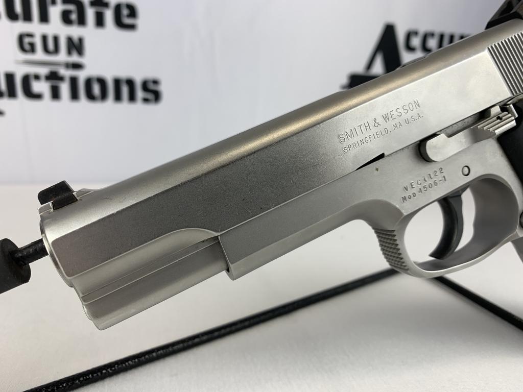 Smith & Wesson 4506-1 45 Auto