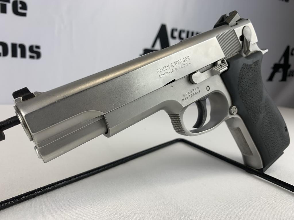 Smith & Wesson 4506-1 45 Auto