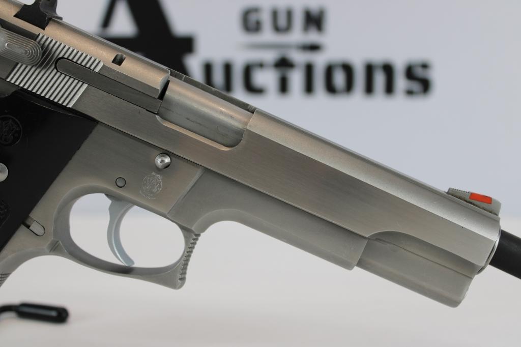 Smith & Wesson 645 .45 ACP