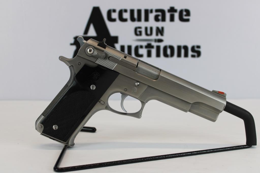 Smith & Wesson 645 .45 ACP