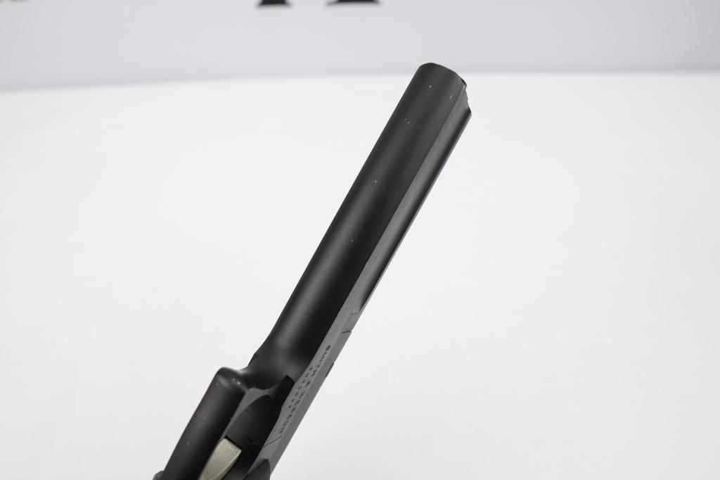 Smith & Wesson 422 .22 LR CTG