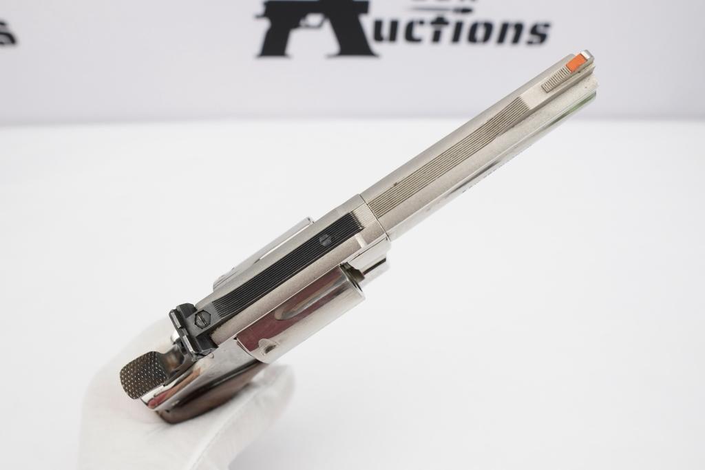 Smith & Wesson 19-4 .357 Magnum