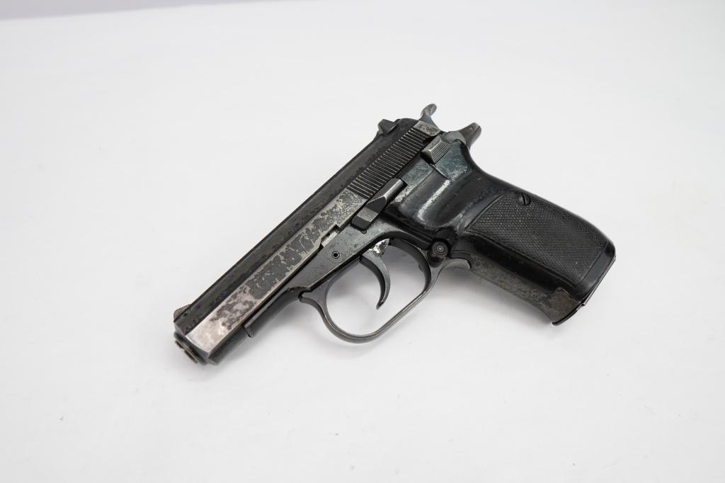 CZ 82 9x18