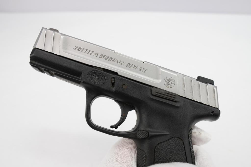 Smith & Wesson SD9VE 9mm