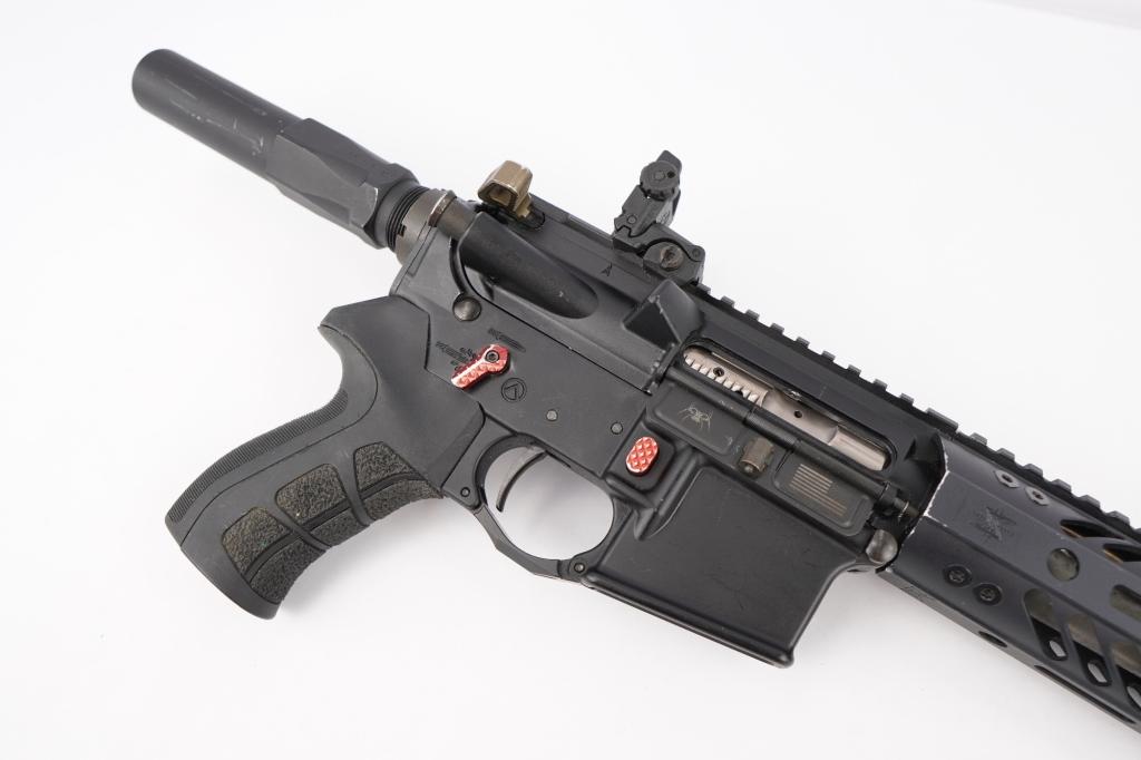 Spikes Tactical ST15 .300 Blackout