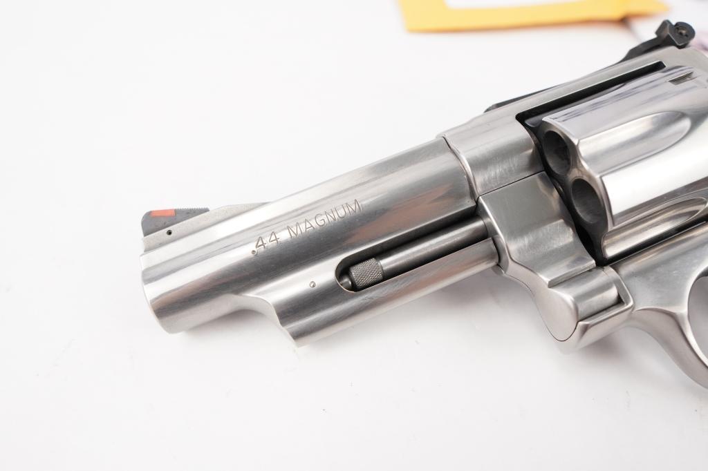 Smith & Wesson 629-6 .44 MAGNUM
