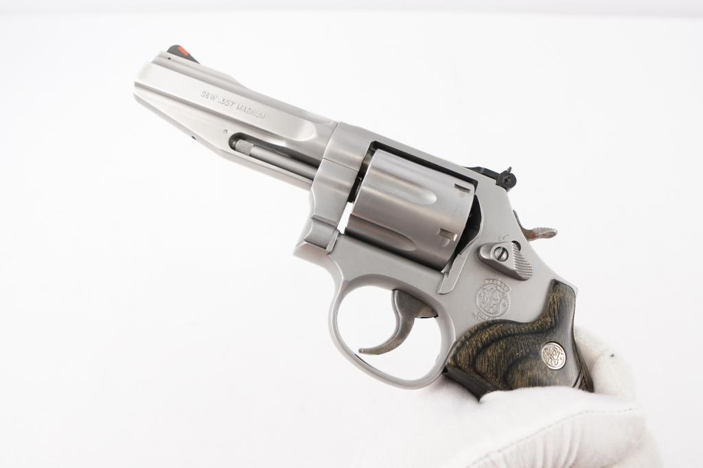 Smith & Wesson 686-6 .357 MAGNUM