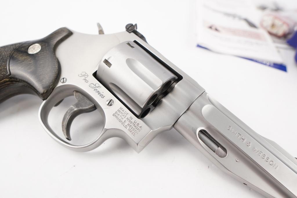 Smith & Wesson 686-6 .357 MAGNUM