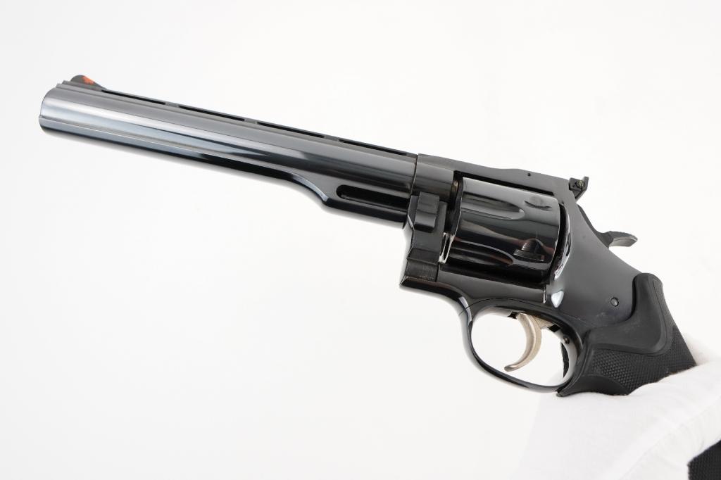 Dan Wesson 44V .44 MAG