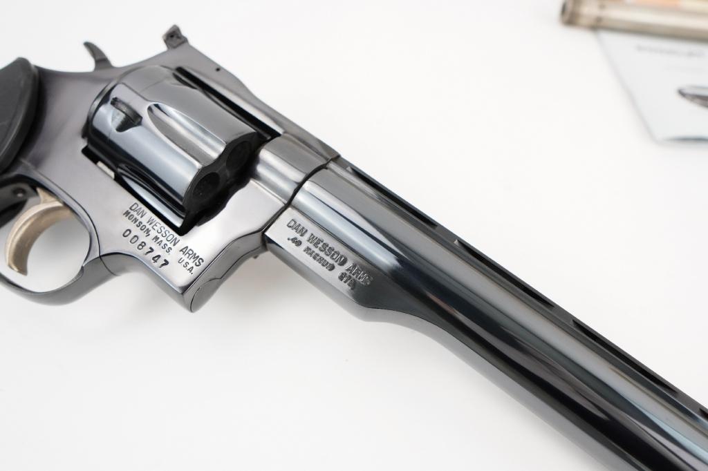 Dan Wesson 44V .44 MAG