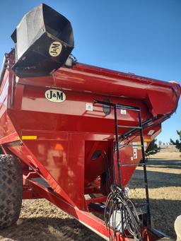 J & M 750 Auger Wagon
