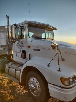 1999 IH Semi