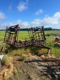 6 ROW FIELD CULTIVATOR