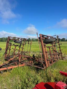 6 ROW FIELD CULTIVATOR