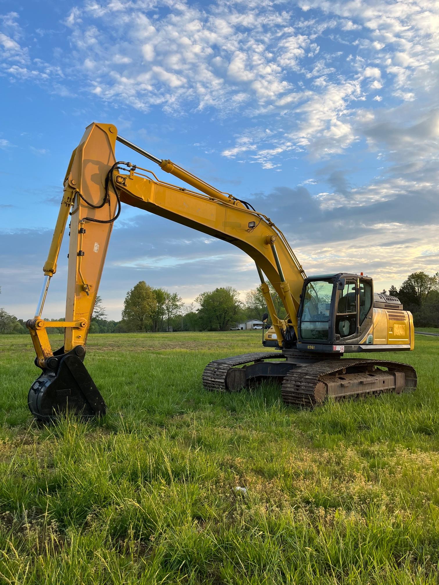 2019 KOBELCO SK300LC-10 EXCAVATOR AUX HYDRAULIC LOW LOW HOURS CLEAN MACHINE