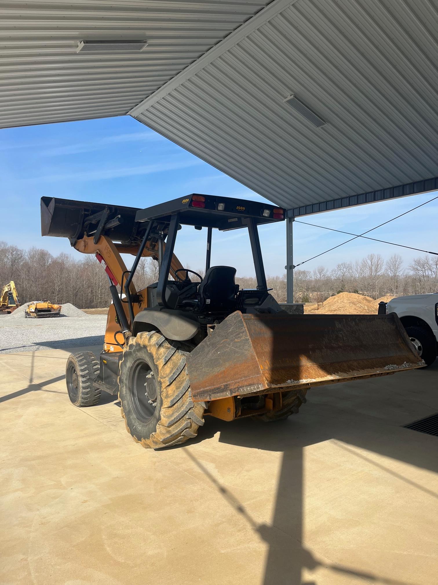 2019 CASE 570N EP SKIP LOADER