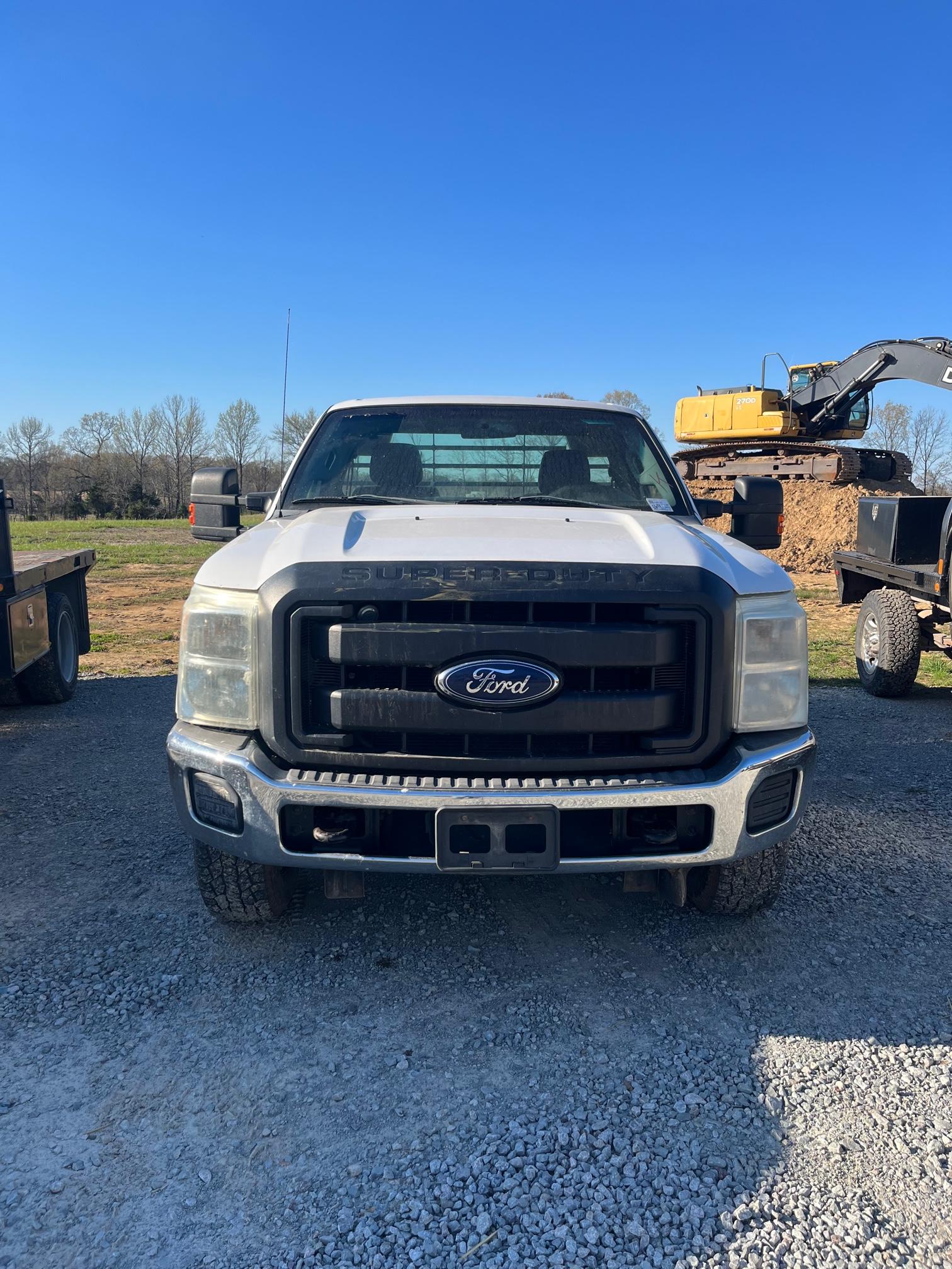 2013 FORD F250 4X4 CM BED FLAT BED 6.2L GAS MOTOR REGULAR CAB VIN:1FTBF2B6XDEA34444