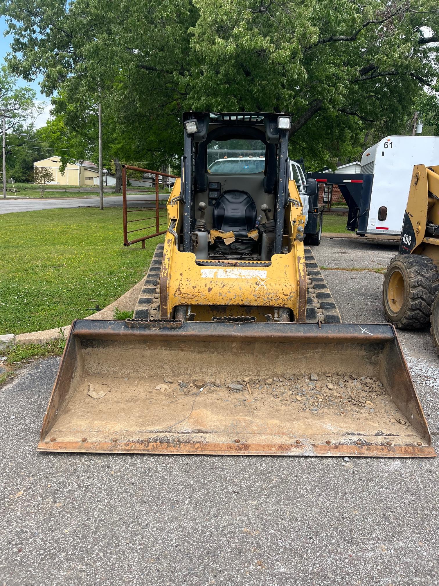 2013 CAT 259B3 SKID STEER OPEN ROPS