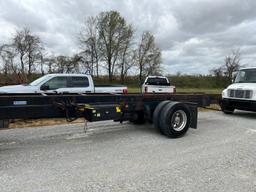 2018 FREIGHTLINER M2 106 CAB CHASSIS