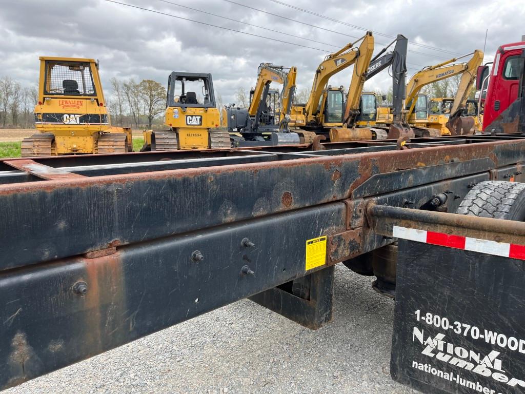 2018 FREIGHTLINER M2 106 CAB CHASSIS