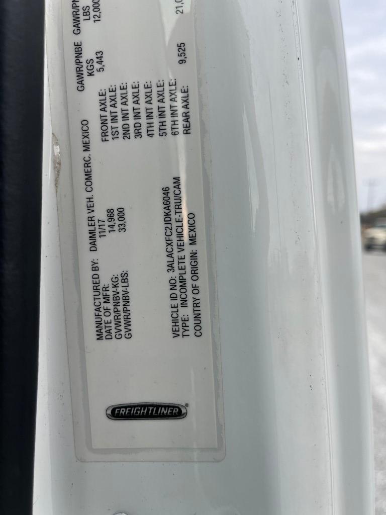 2018 FREIGHTLINER M2 106 CAB CHASSIS