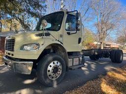 2018 FREIGHTLINER M2 106 CAB CHASSIS