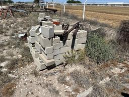 PALLET OF CINDER BLOCKS